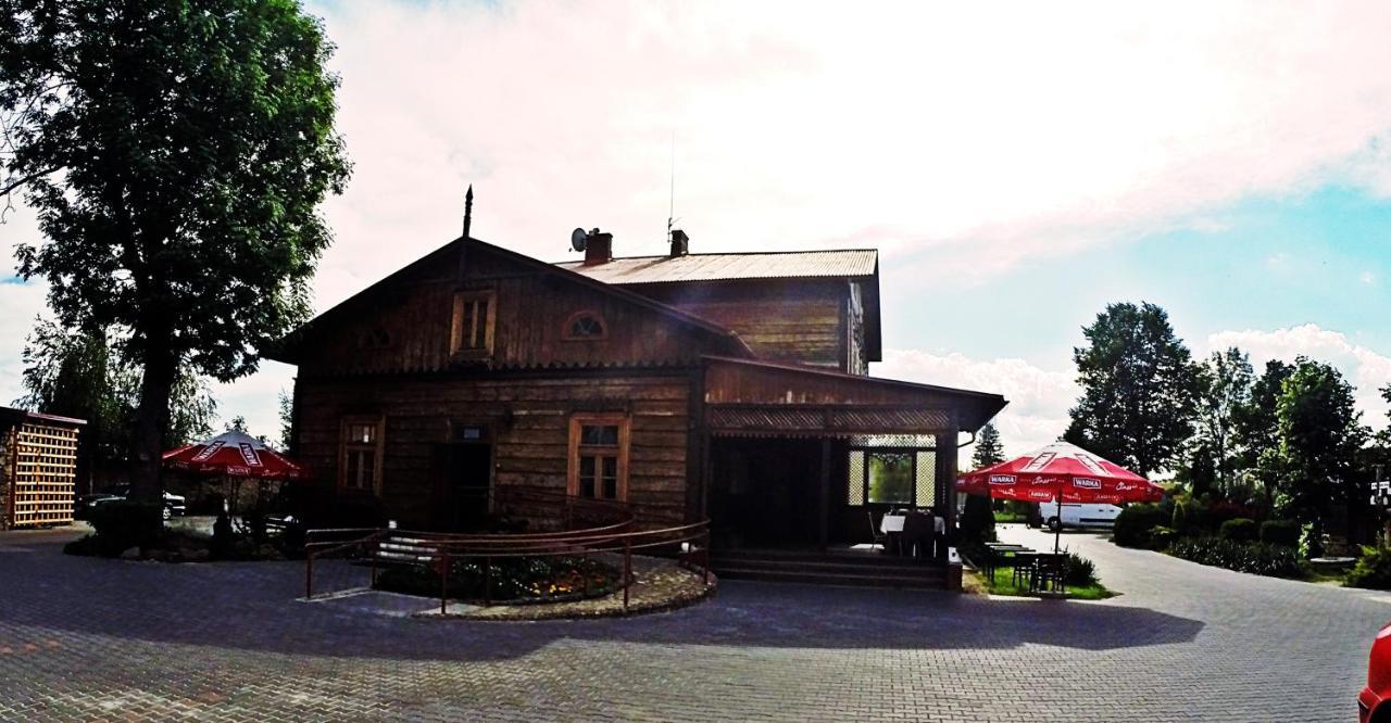 Noclegi Przy Restauracji Klemens Szczebrzeszyn Exterior photo